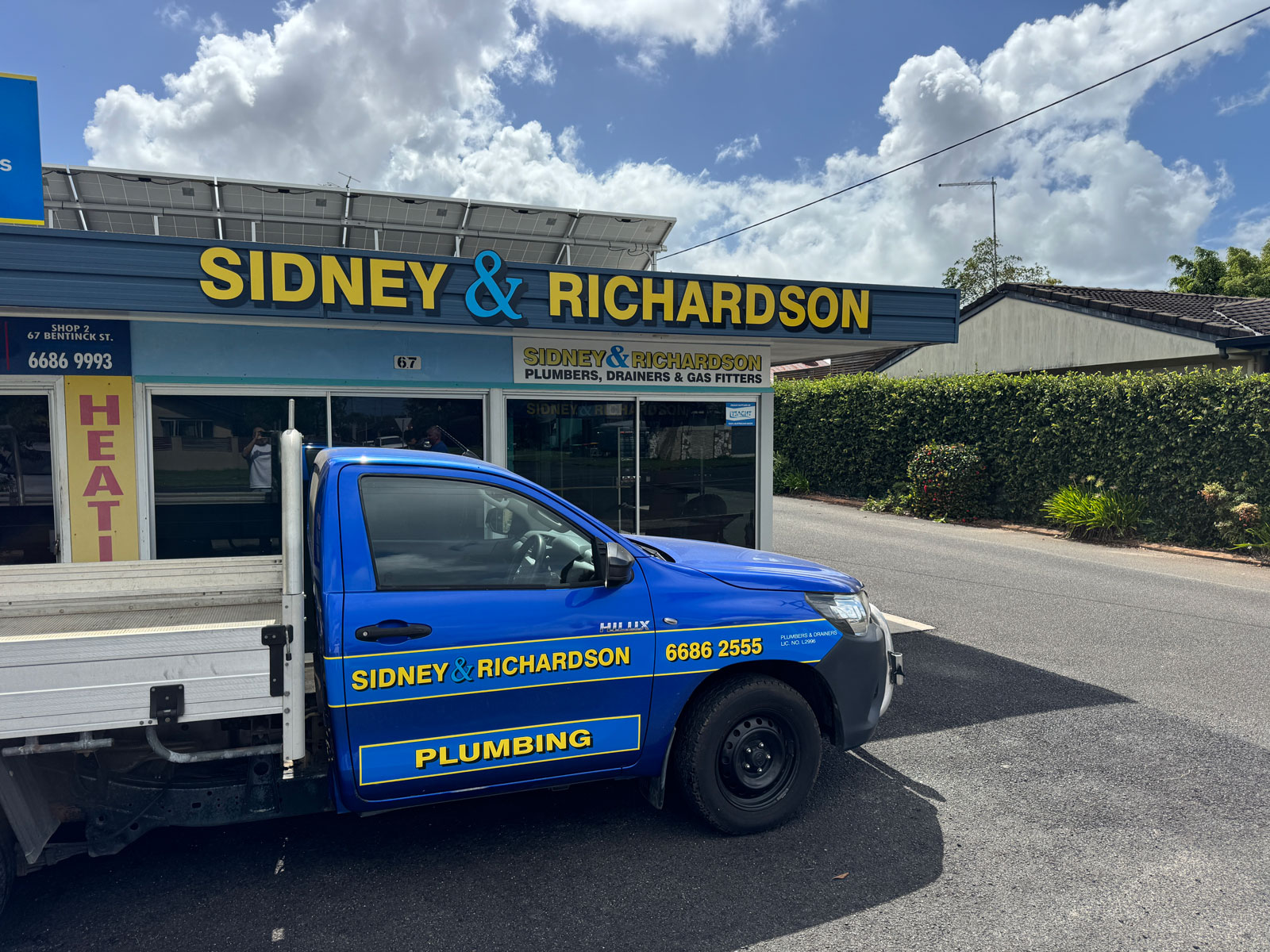 commercial plumbing image